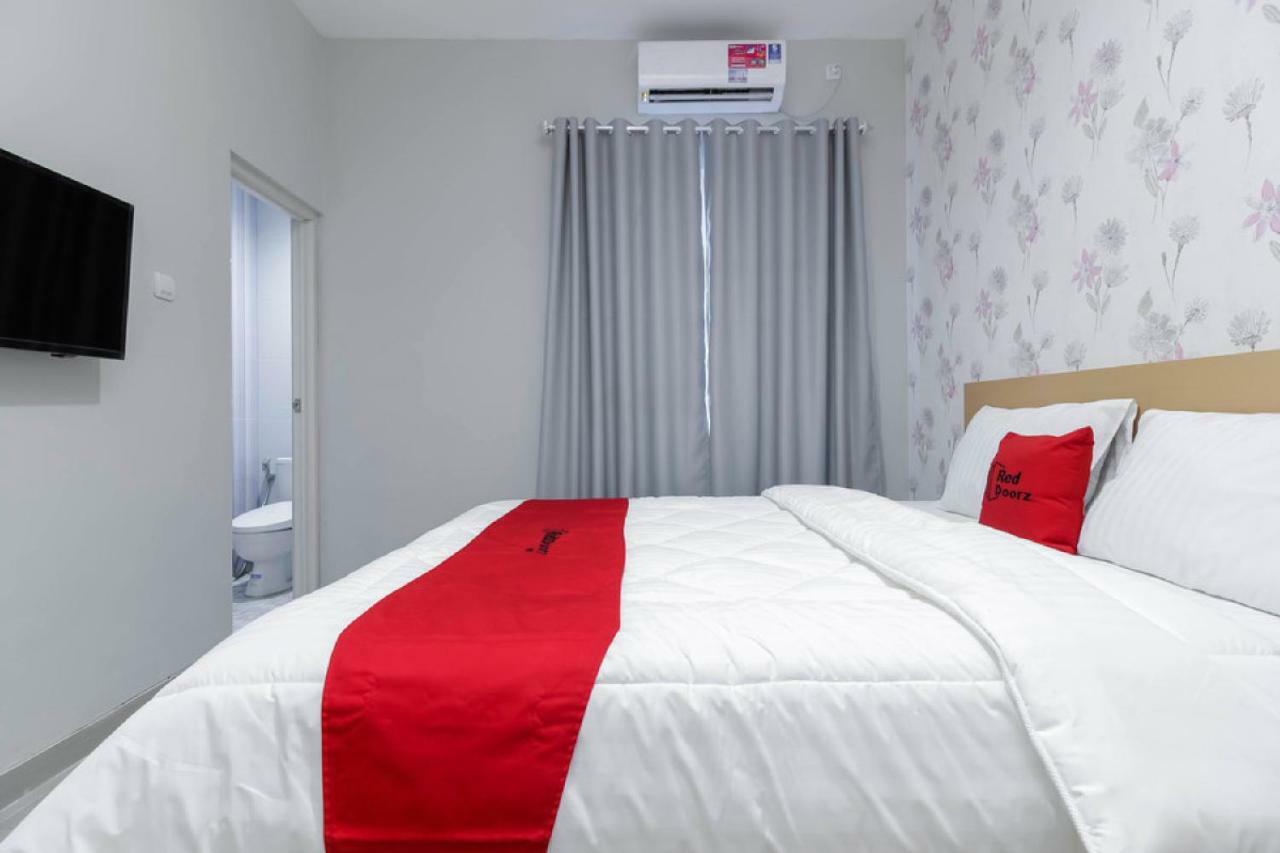 Reddoorz Syariah Near Metropolitan Mall Bekasi Dış mekan fotoğraf